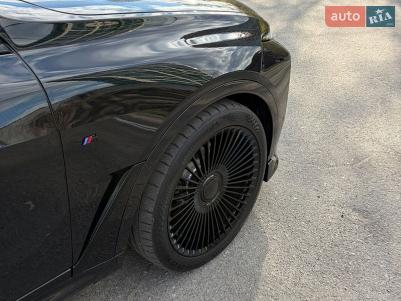 Внедорожник / Кроссовер BMW X7 2025 в Днепре