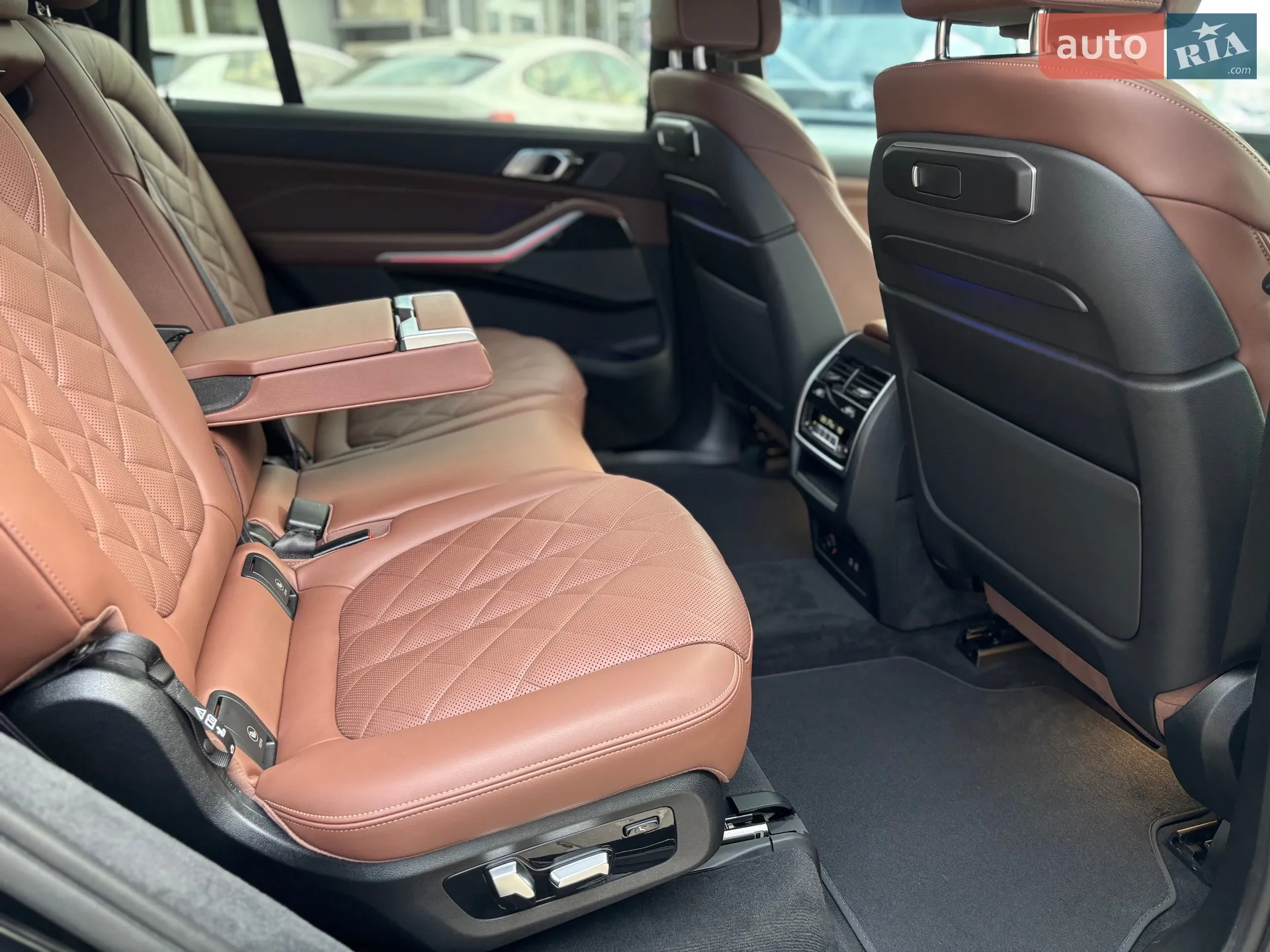 2023 BMW X7 - мініатюра 38