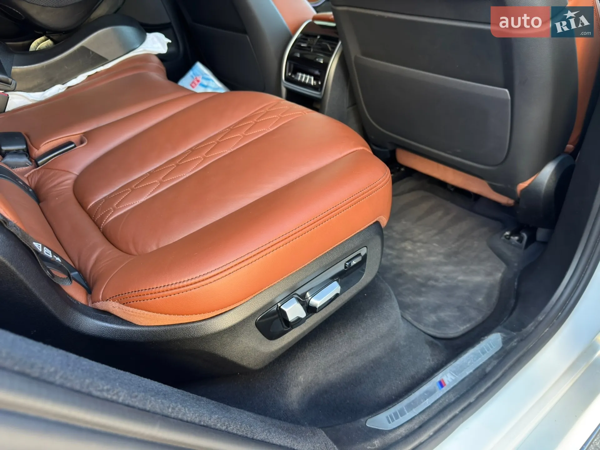2021 BMW X7 - мініатюра 47