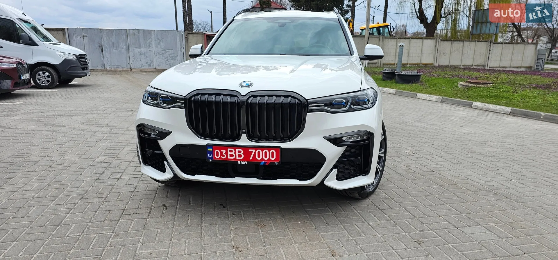 2021 BMW X7 - мініатюра 98