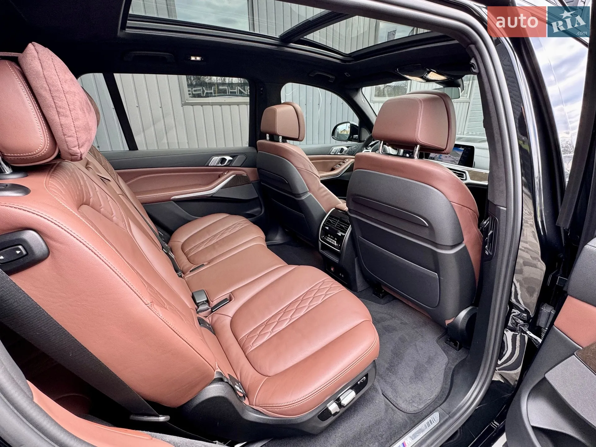 2021 BMW X7 - мініатюра 51