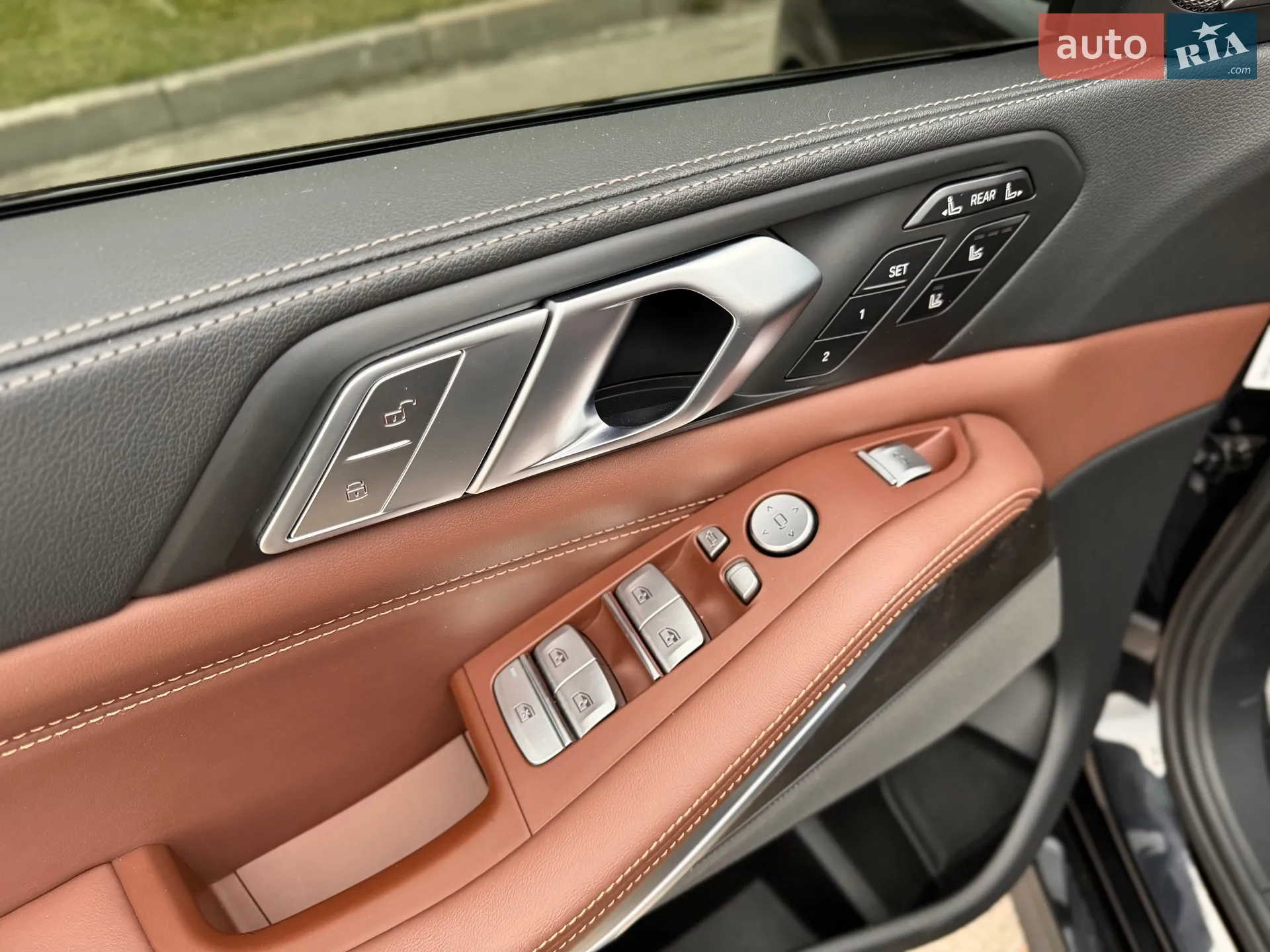 2020 BMW X7 - мініатюра 20