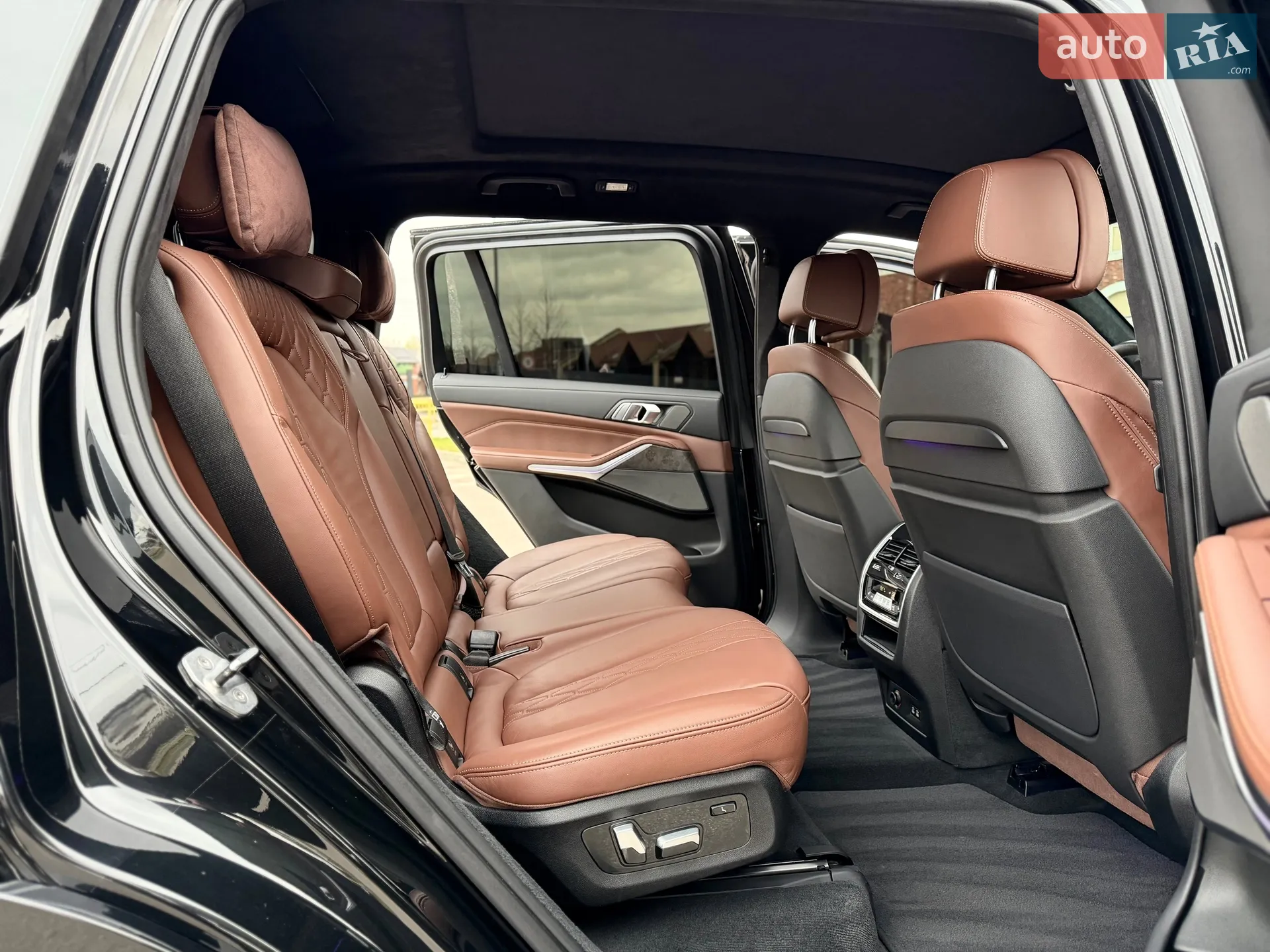 2020 BMW X7 - мініатюра 35