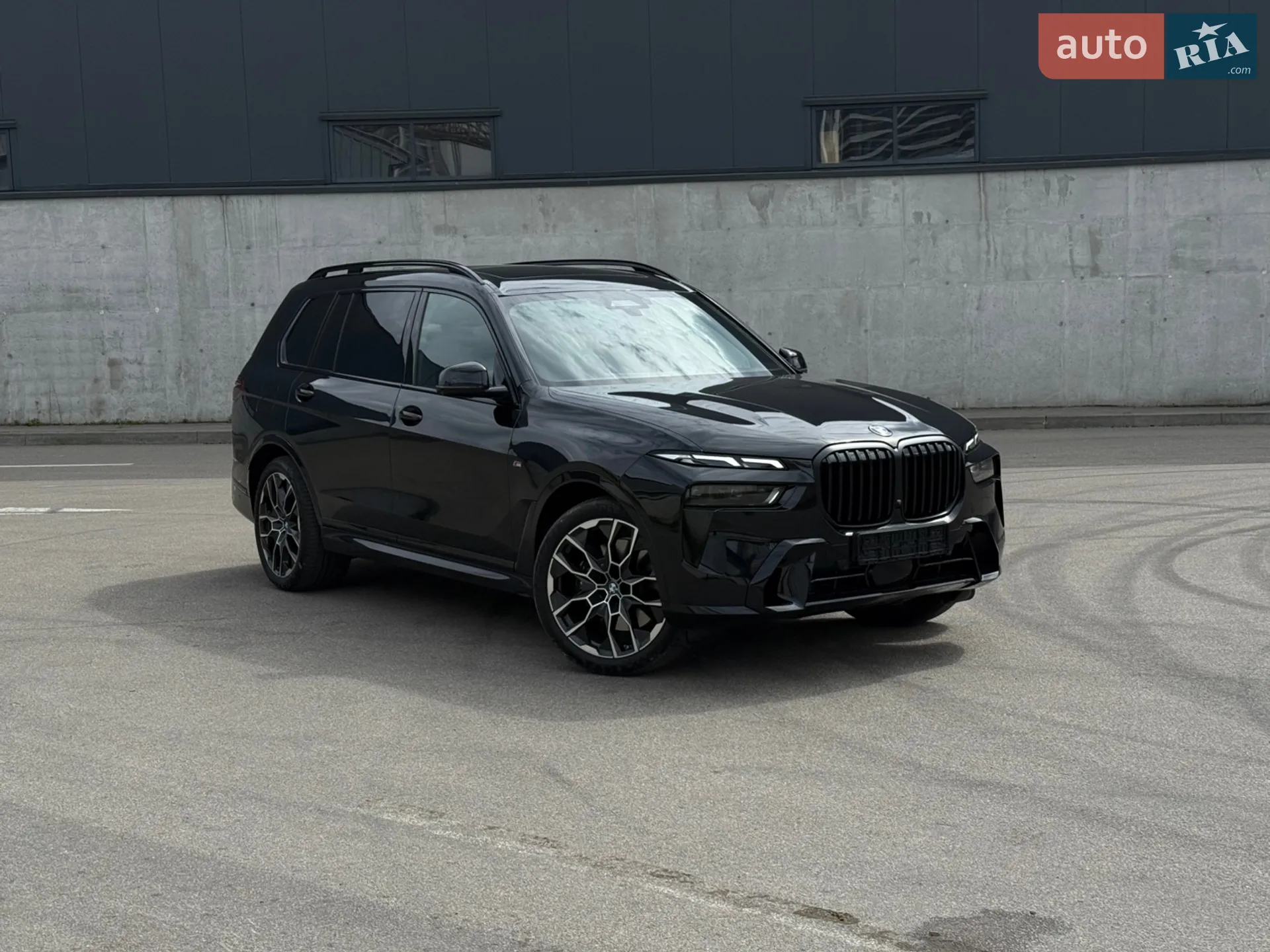 2026 BMW X7 - мініатюра 3