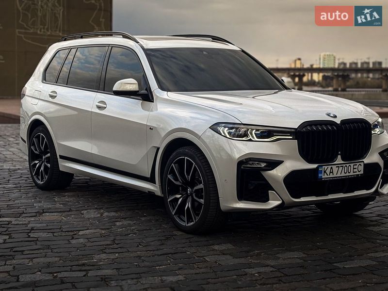Внедорожник / Кроссовер BMW X7 2022 в Киеве