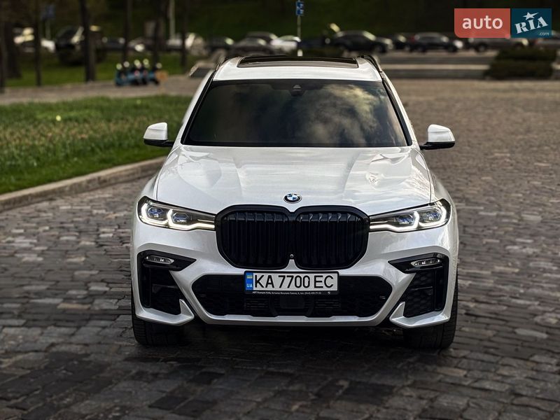 Внедорожник / Кроссовер BMW X7 2022 в Киеве