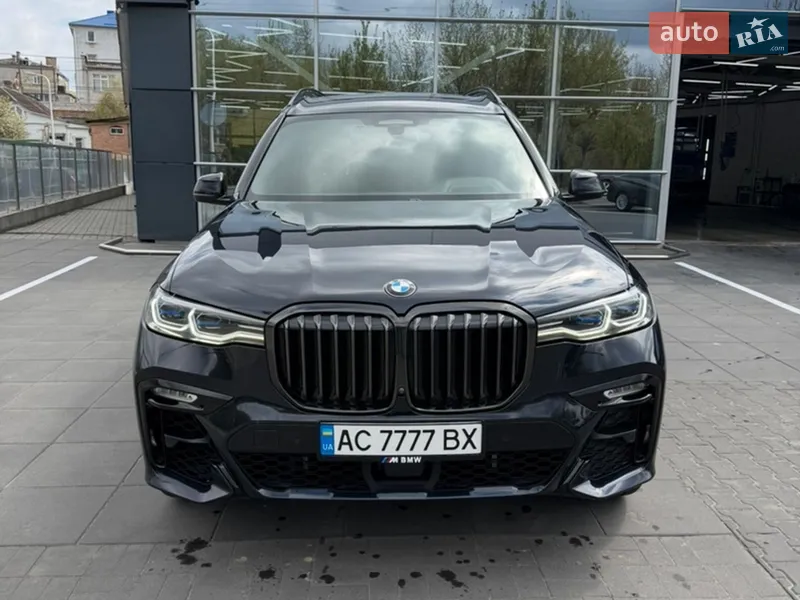 BMW X7
