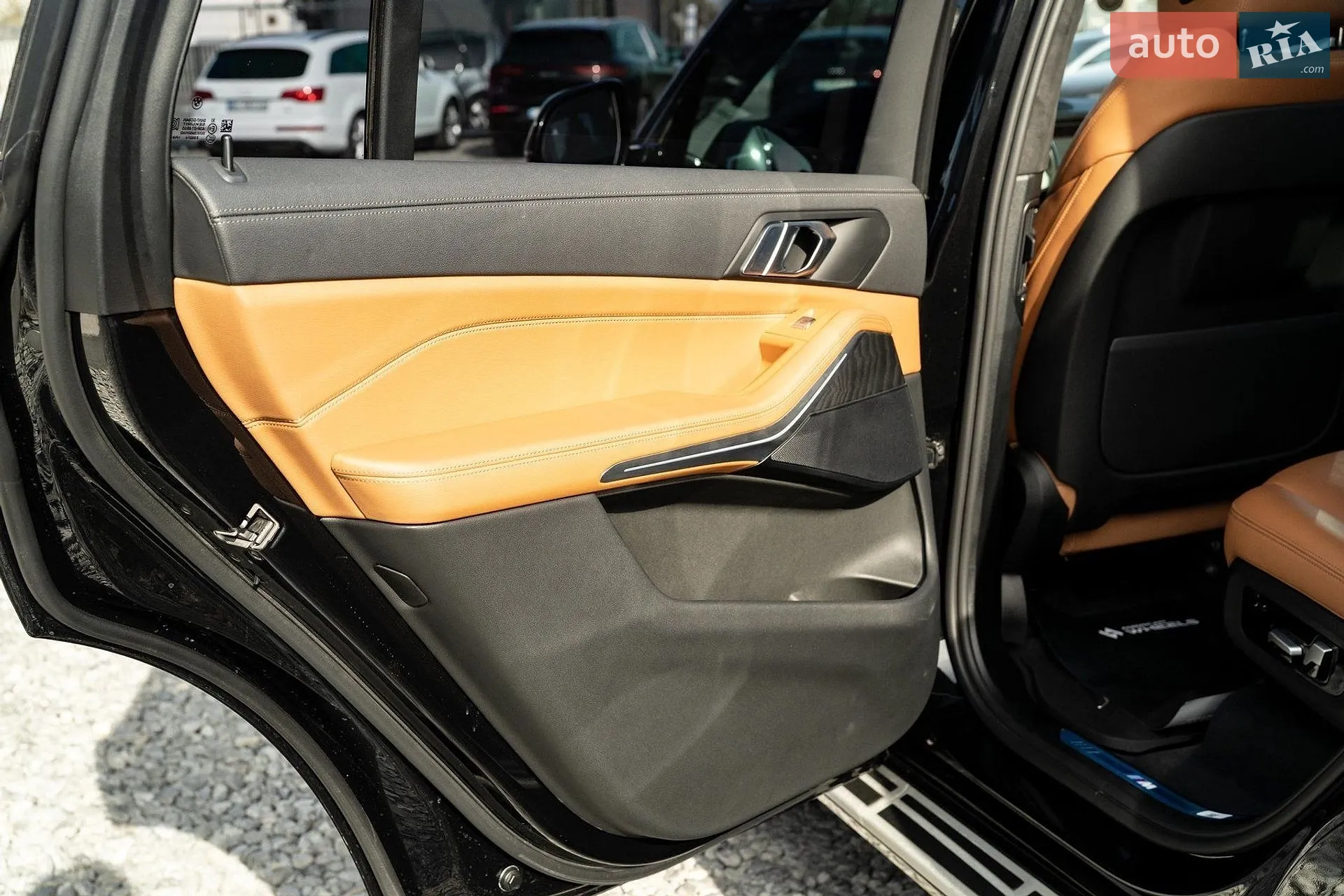 2022 BMW X7 - мініатюра 54