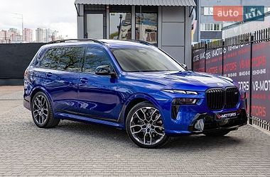 Внедорожник / Кроссовер BMW X7 2023 в Киеве