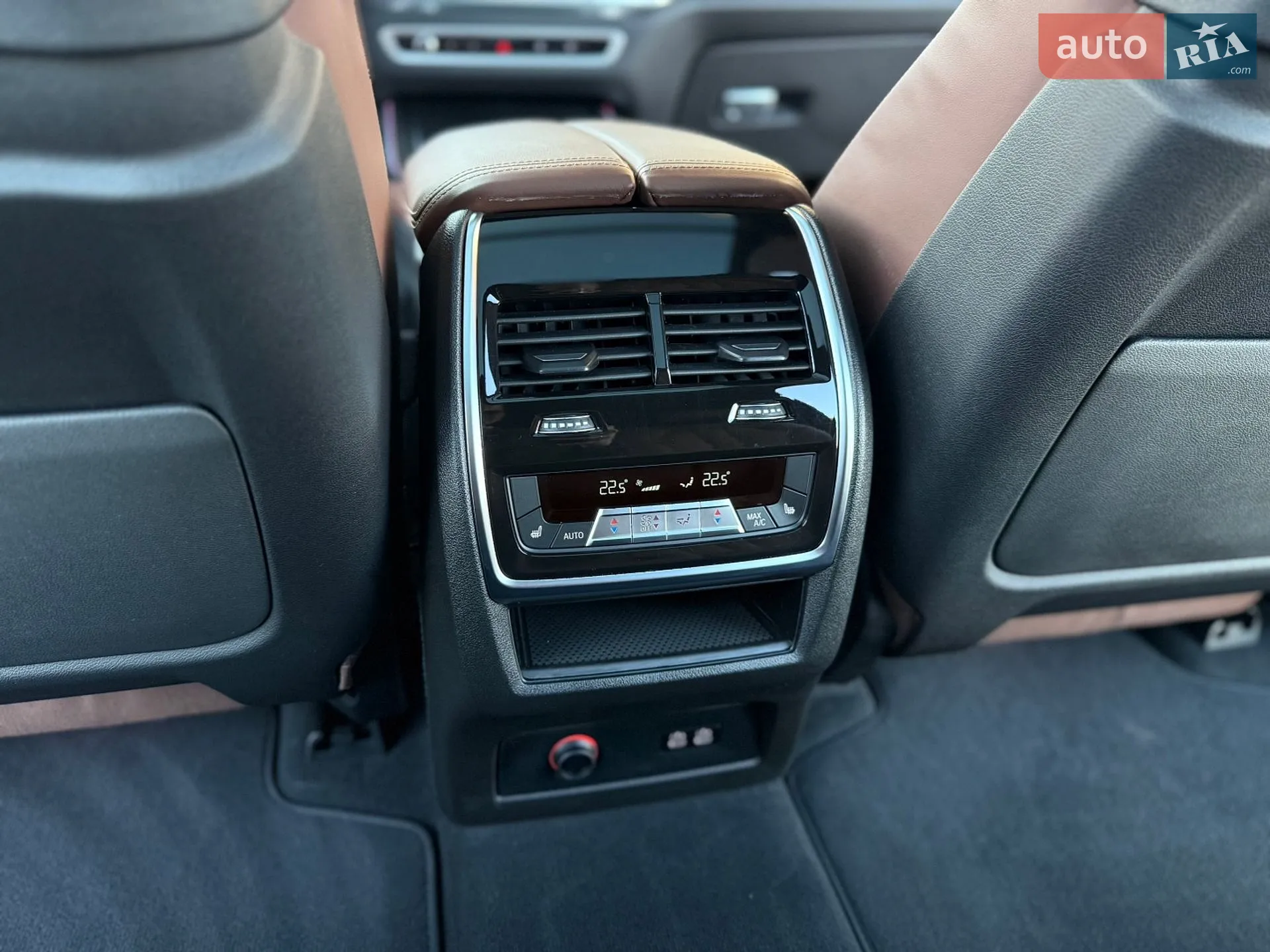 2023 BMW X7 - мініатюра 82