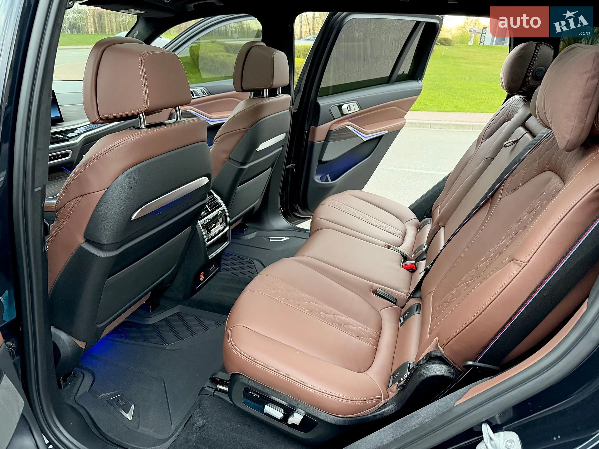 2023 BMW X7 - мініатюра 54