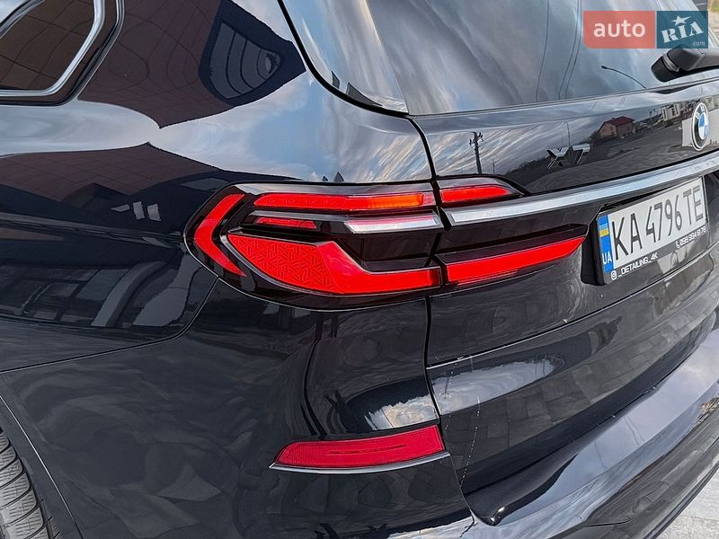 Внедорожник / Кроссовер BMW X7 2019 в Киеве