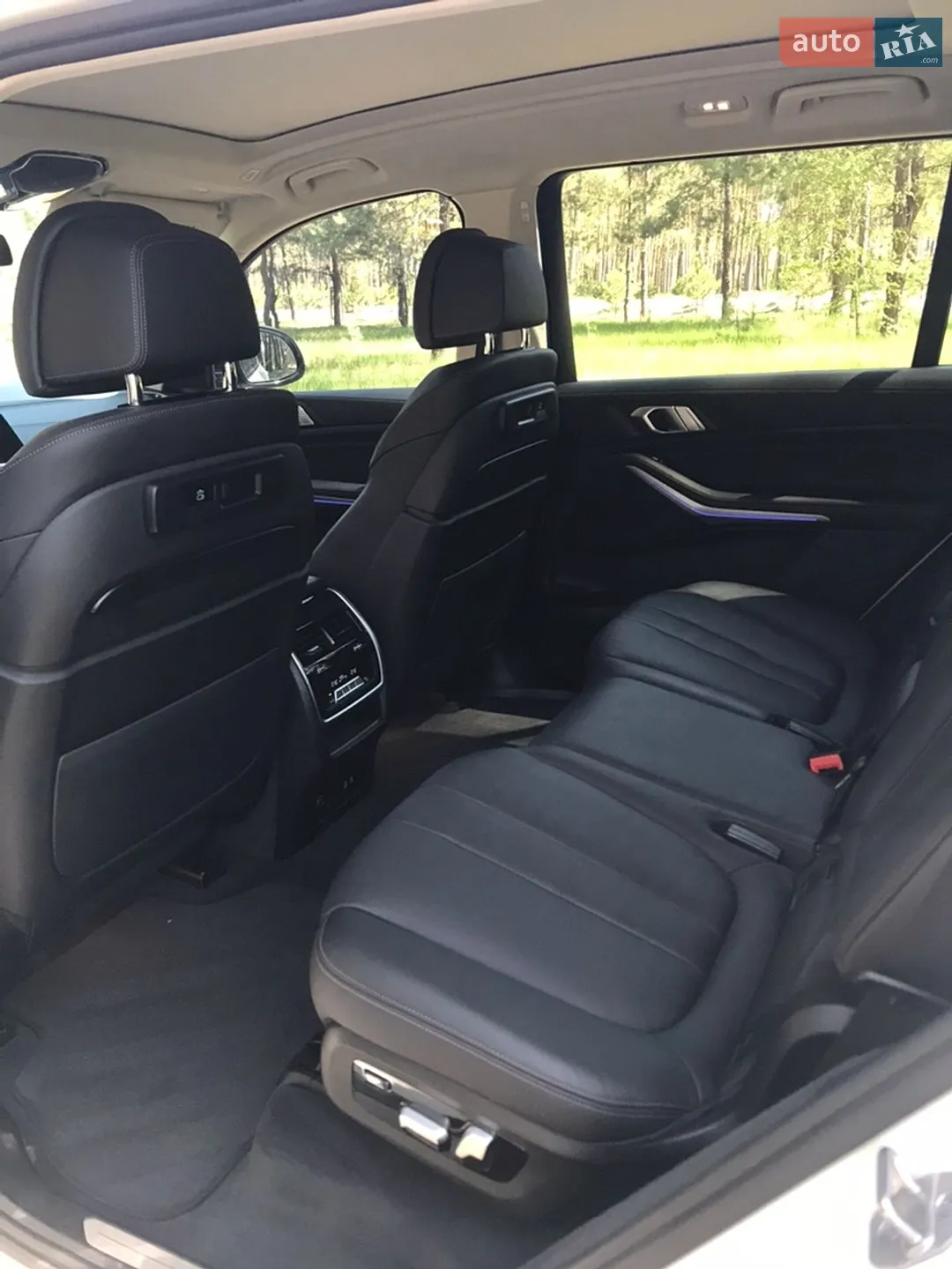 2021 BMW X7 - мініатюра 8