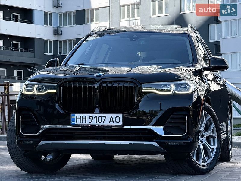 Внедорожник / Кроссовер BMW X7 2021 в Одессе
