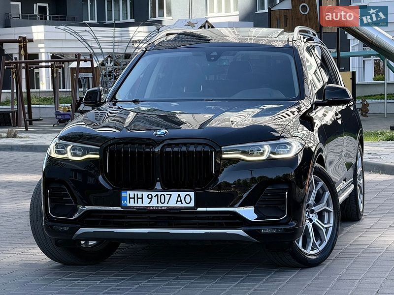 Внедорожник / Кроссовер BMW X7 2021 в Одессе