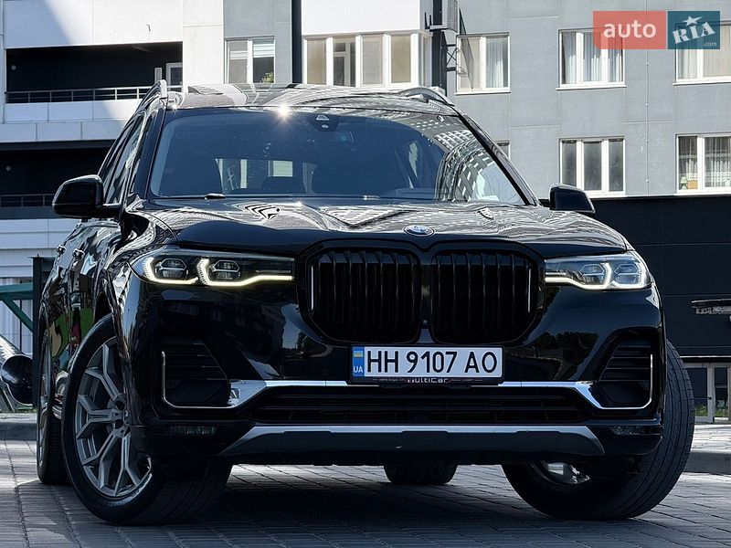 Внедорожник / Кроссовер BMW X7 2021 в Одессе