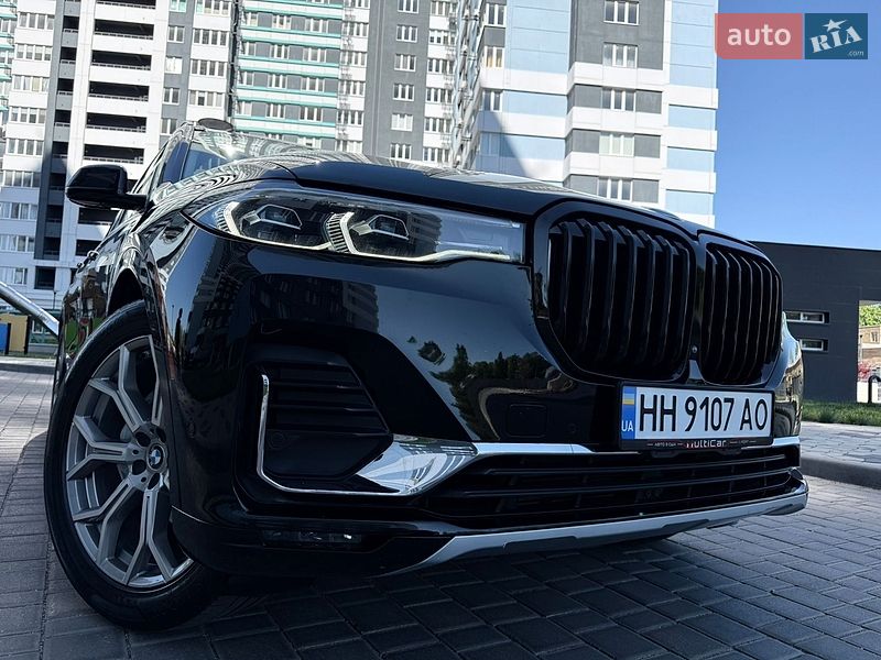 Внедорожник / Кроссовер BMW X7 2021 в Одессе