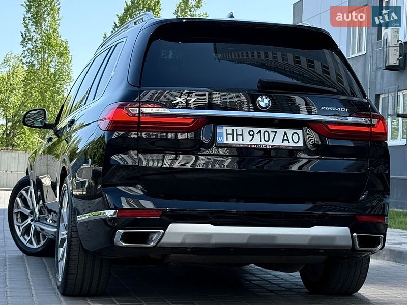Внедорожник / Кроссовер BMW X7 2021 в Одессе