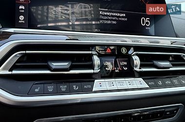 Внедорожник / Кроссовер BMW X7 2021 в Одессе