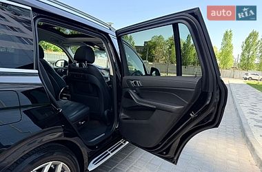 Внедорожник / Кроссовер BMW X7 2021 в Одессе