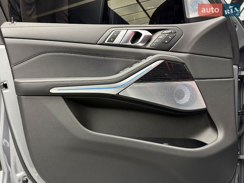 Внедорожник / Кроссовер BMW X7 2023 в Киеве