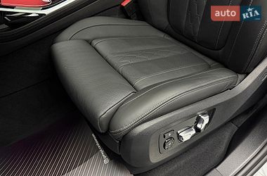 Внедорожник / Кроссовер BMW X7 2023 в Киеве