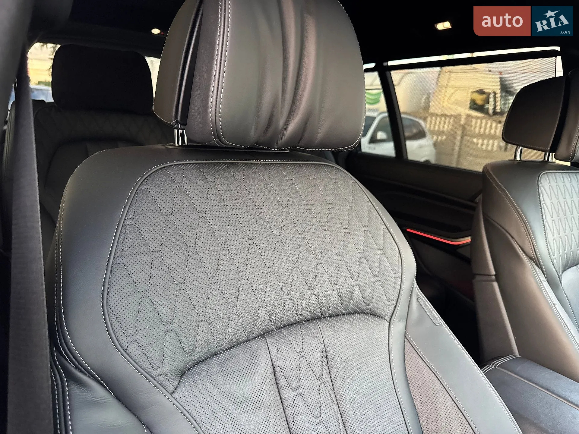 2019 BMW X7 - мініатюра 18