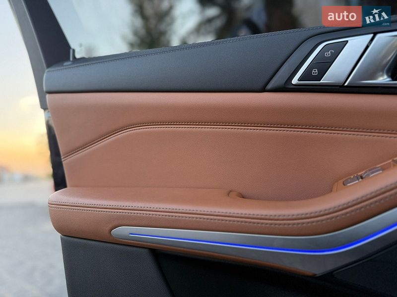 Внедорожник / Кроссовер BMW X7 2022 в Львове