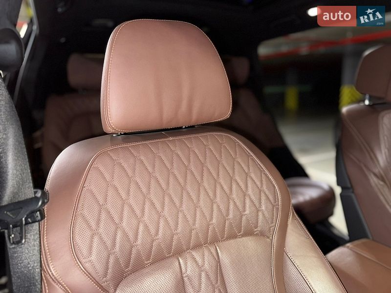 Внедорожник / Кроссовер BMW X7 2020 в Киеве