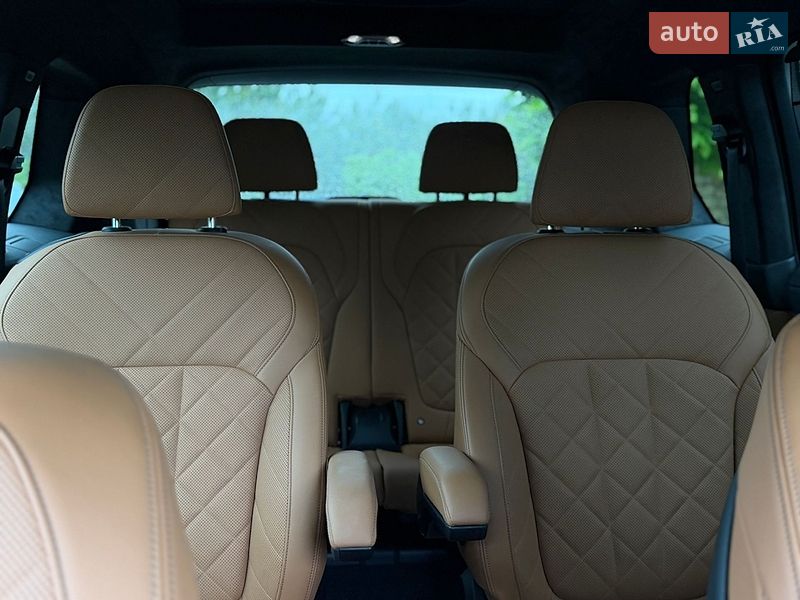 Внедорожник / Кроссовер BMW X7 2023 в Луцке