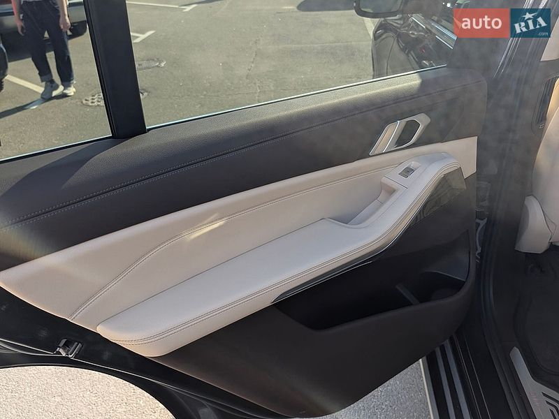 Внедорожник / Кроссовер BMW X7 2019 в Киеве