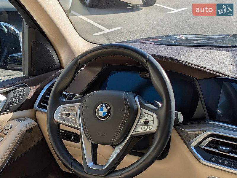 Внедорожник / Кроссовер BMW X7 2019 в Киеве