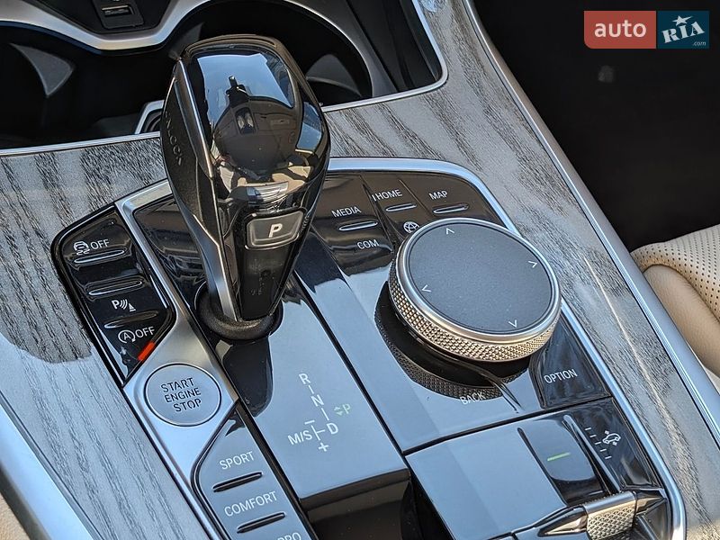 Внедорожник / Кроссовер BMW X7 2019 в Киеве