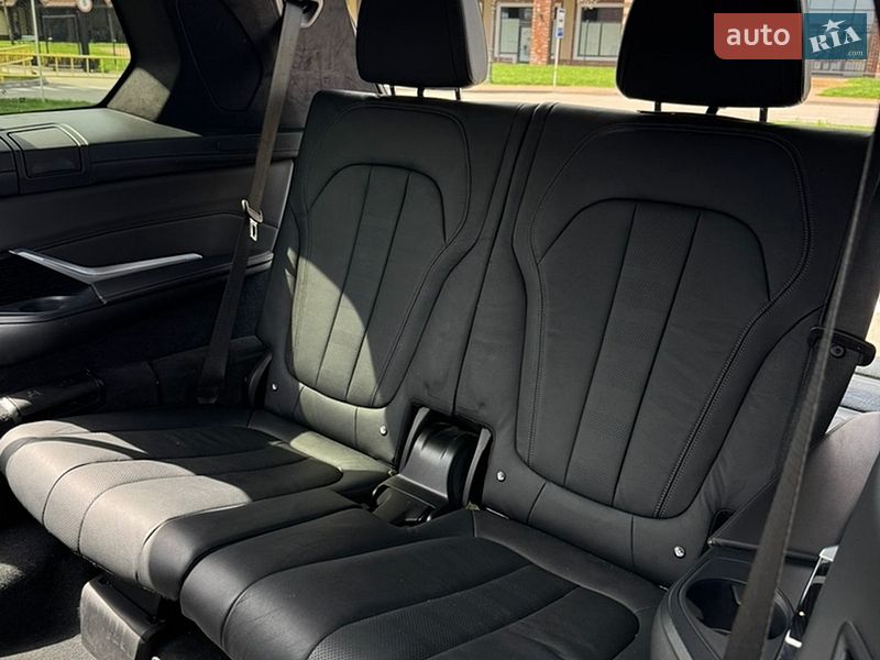 Внедорожник / Кроссовер BMW X7 2019 в Киеве