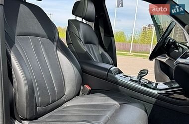 Внедорожник / Кроссовер BMW X7 2019 в Киеве