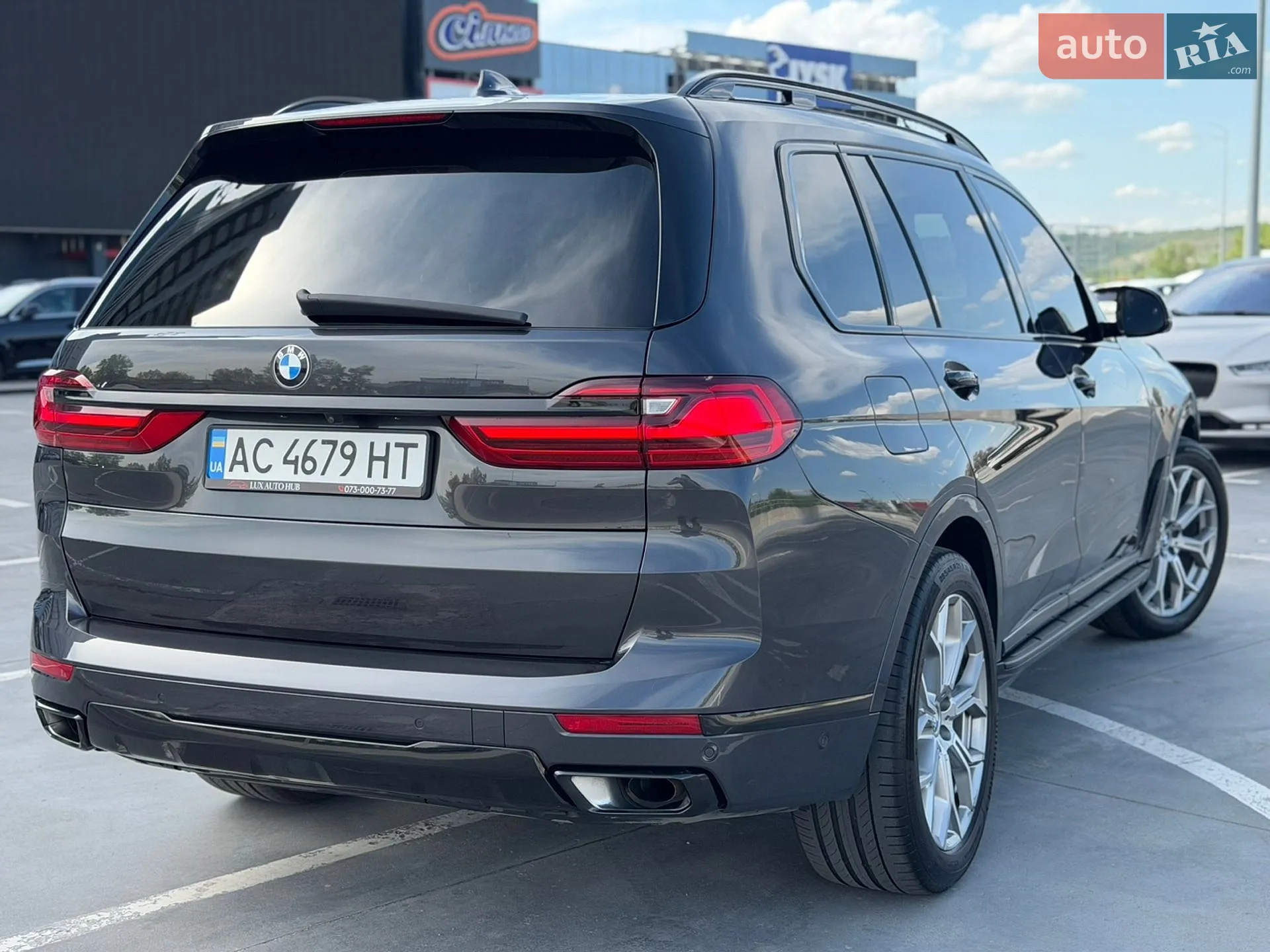 2020 BMW X7 - мініатюра 9