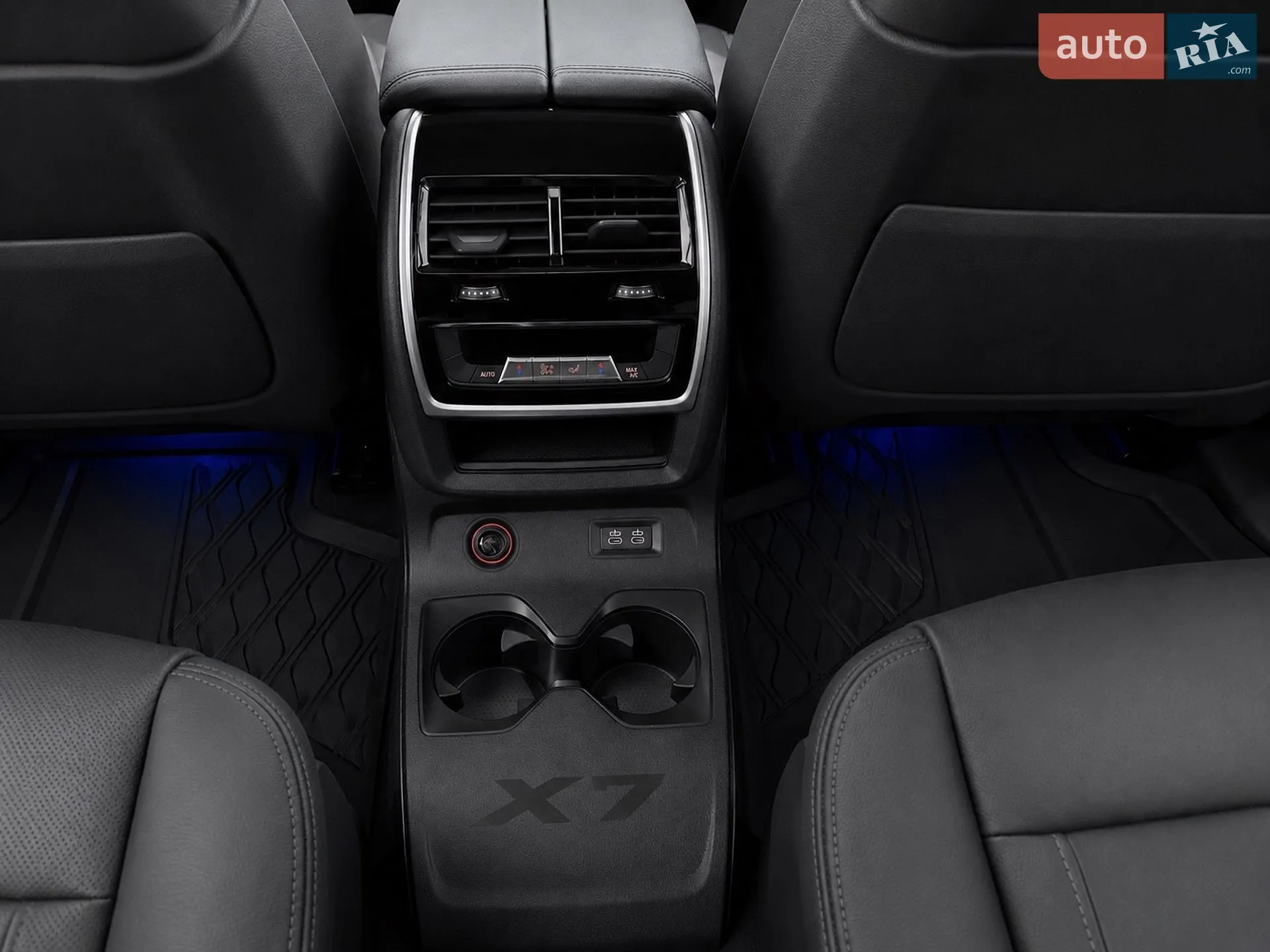 2020 BMW X7 - мініатюра 32