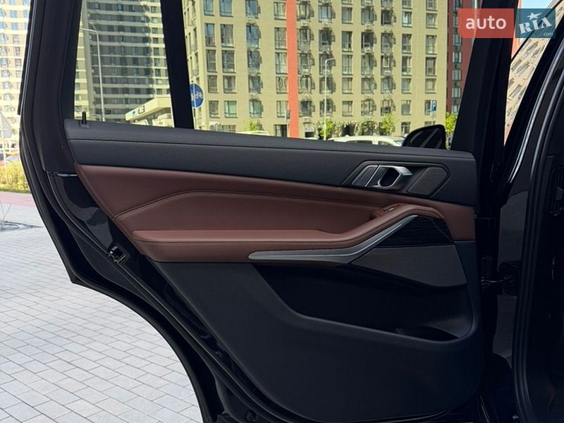 Позашляховик / Кросовер BMW X7 2020 в Києві фото 8 Позашляховик / Кросовер BMW X7 2020 в Києві