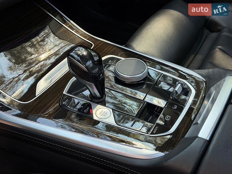 Внедорожник / Кроссовер BMW X7 2020 в Киеве