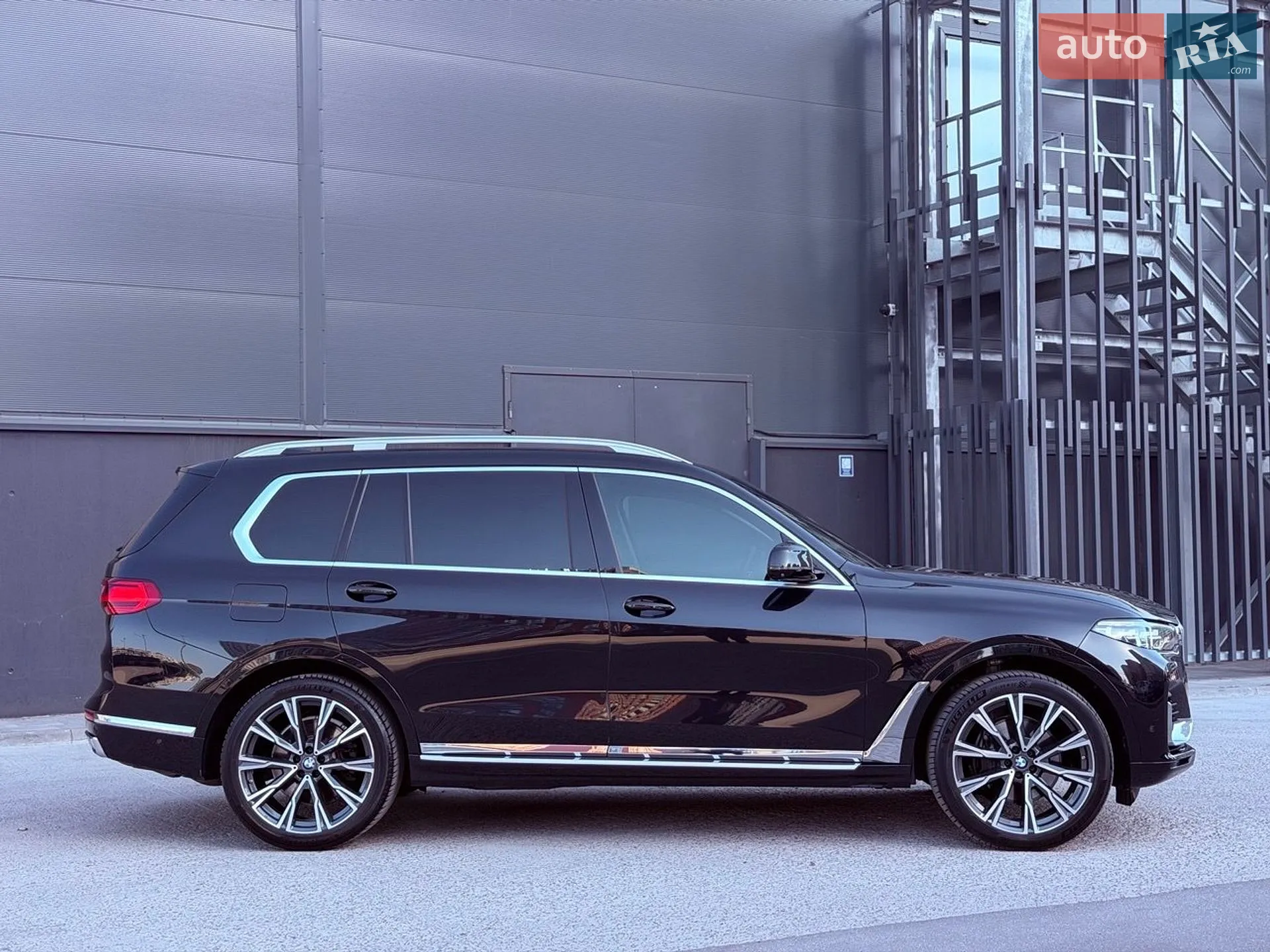 2019 BMW X7 - мініатюра 13