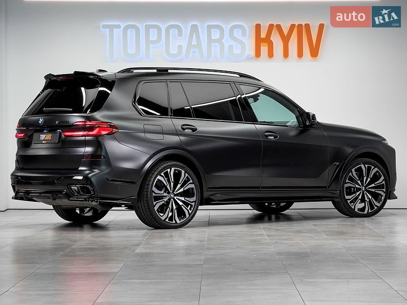 Внедорожник / Кроссовер BMW X7 2024 в Киеве