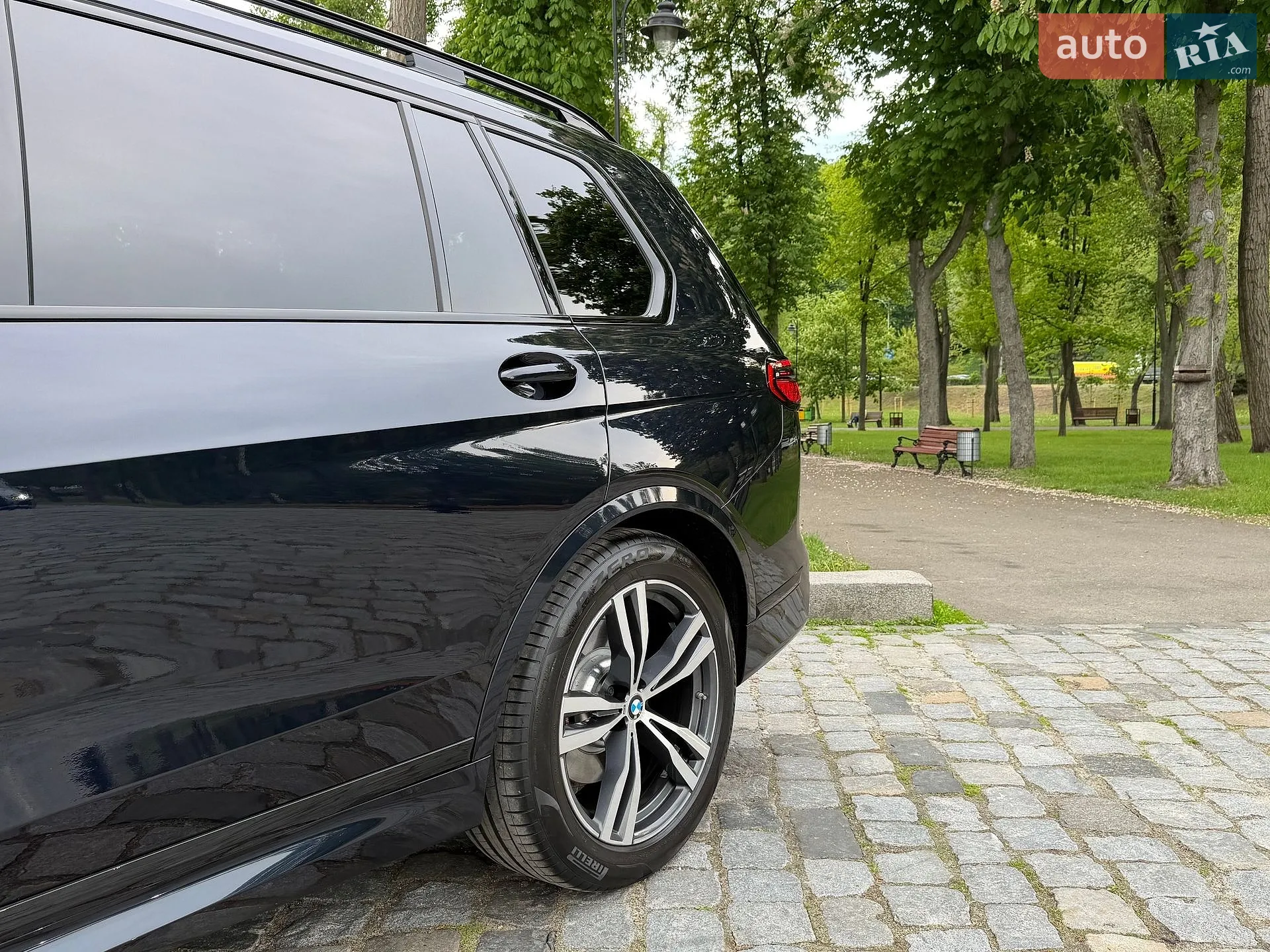 2023 BMW X7 - мініатюра 9