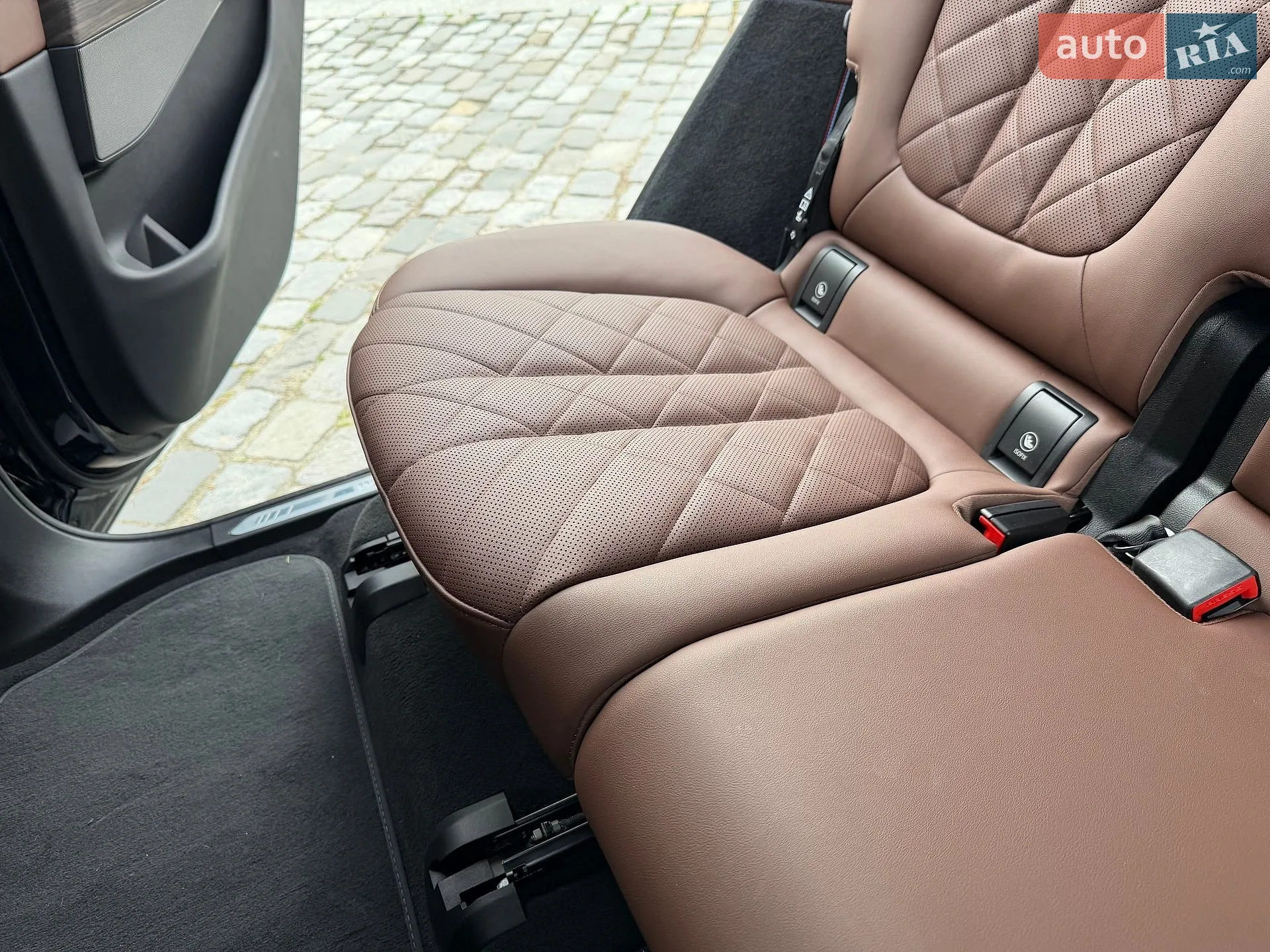 2023 BMW X7 - мініатюра 132