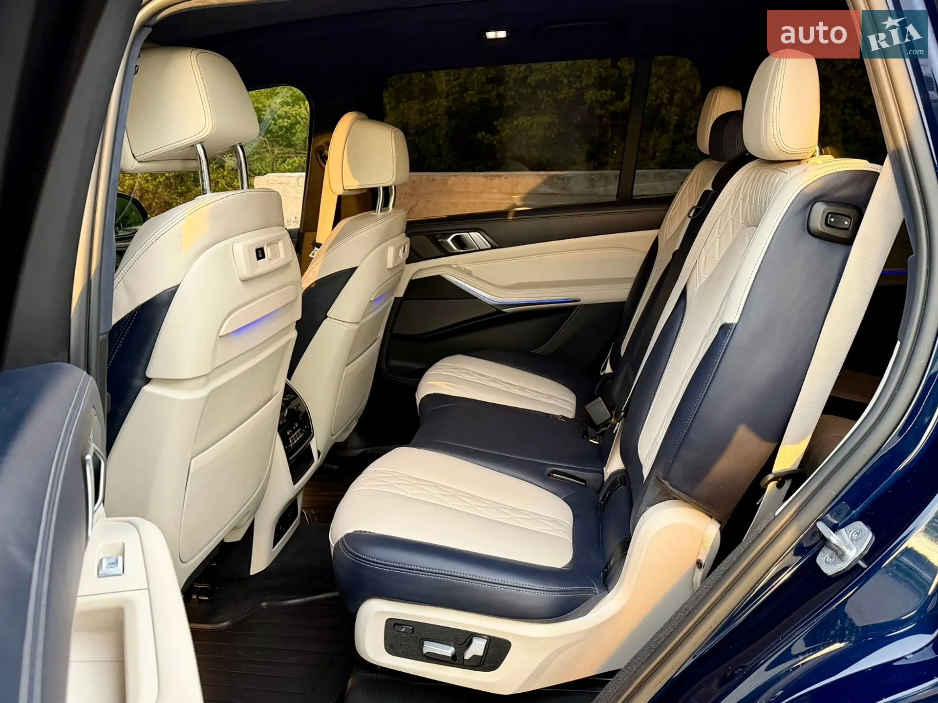 2022 BMW X7 - мініатюра 23