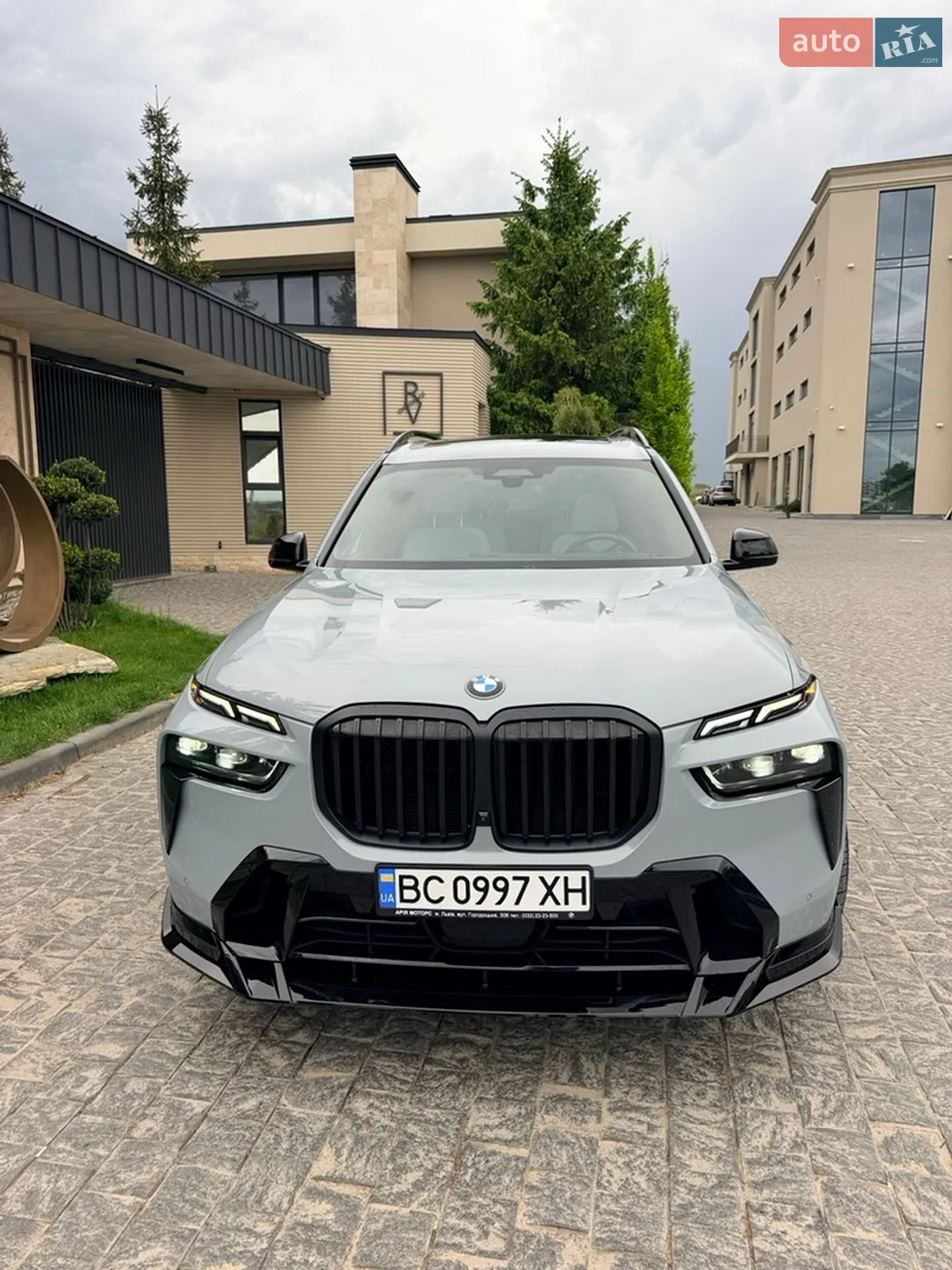 2023 BMW X7 - мініатюра 2