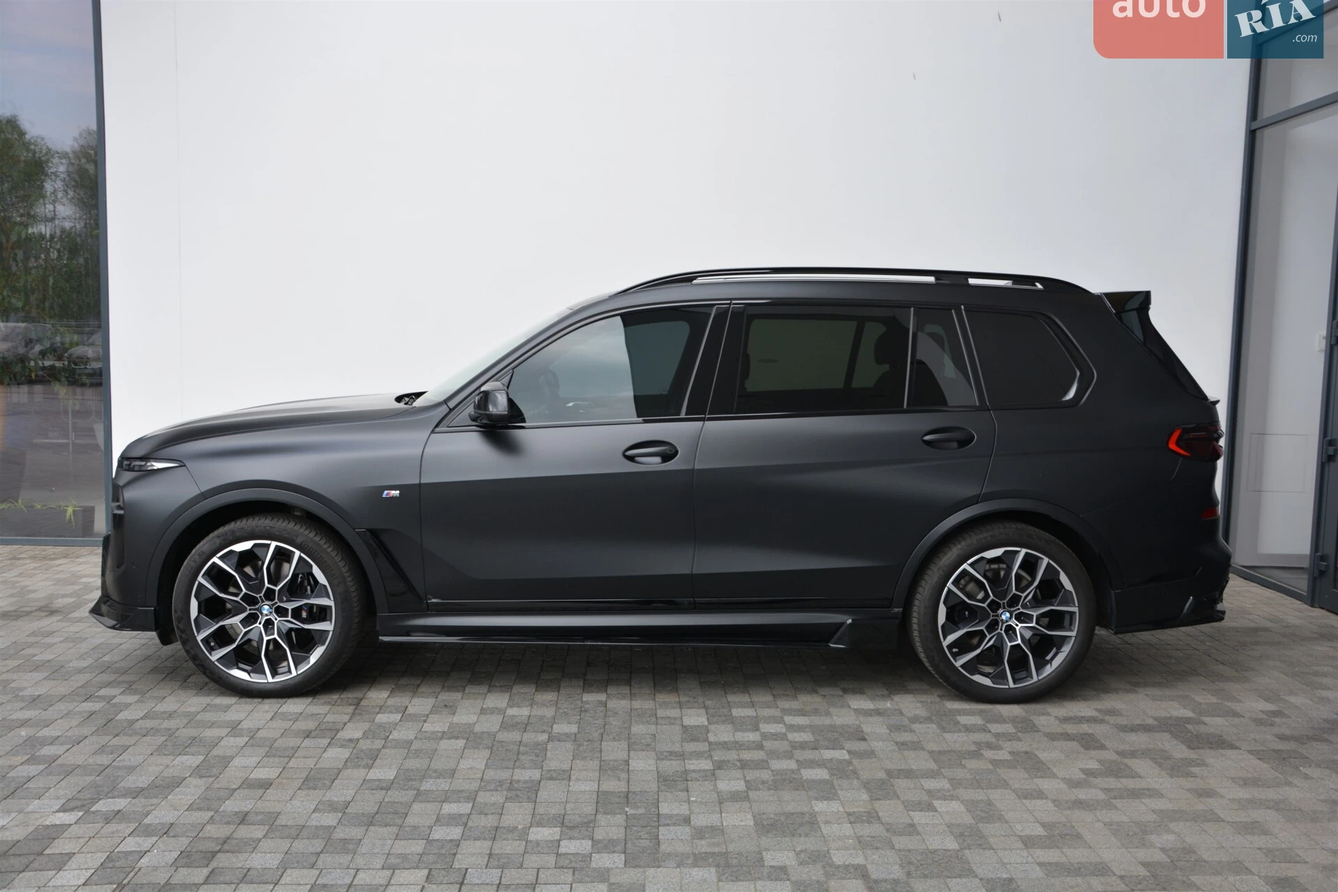 2023 BMW X7 - мініатюра 2