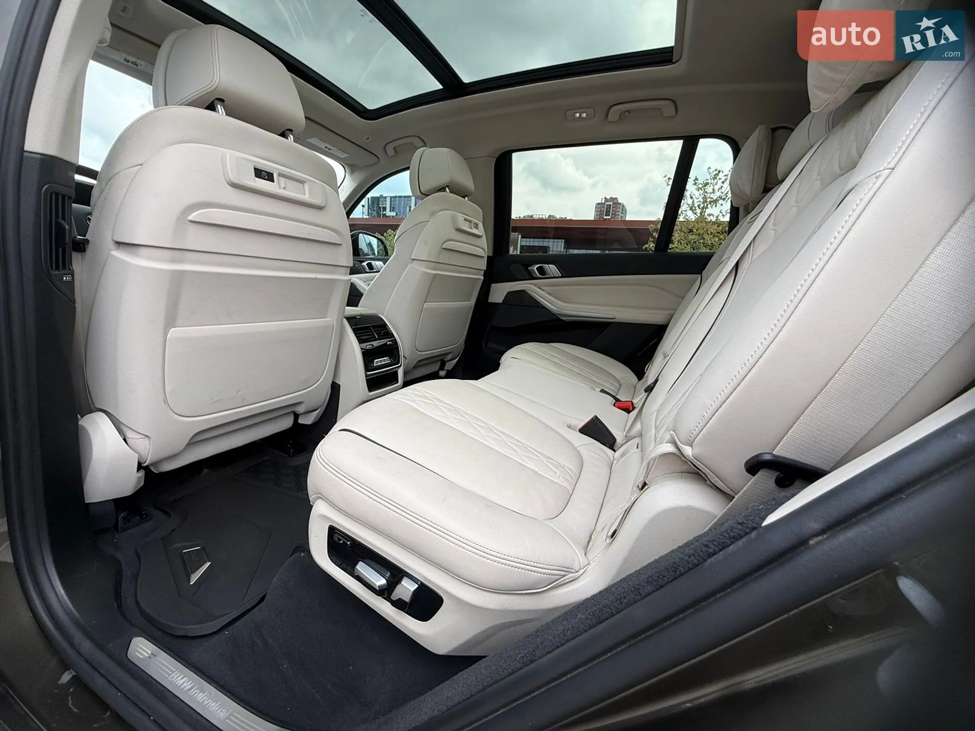 2019 BMW X7 - мініатюра 42