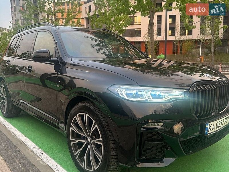 Внедорожник / Кроссовер BMW X7 2021 в Киеве