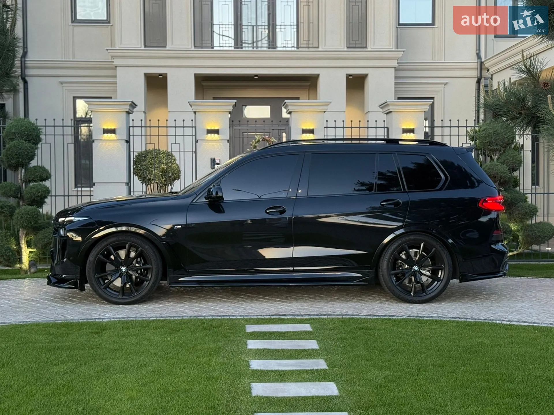 2023 BMW X7 - мініатюра 10