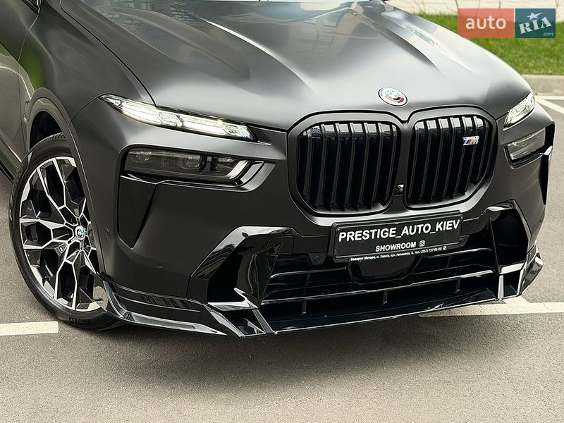 Внедорожник / Кроссовер BMW X7 2024 в Киеве